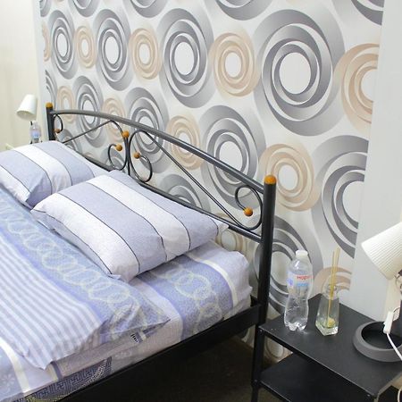 Uneed Rooms Somnium Kiev Exterior foto